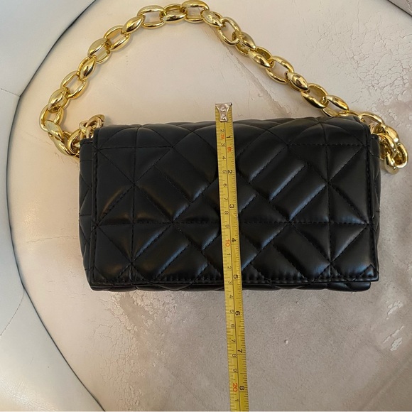HANDBAG Black with Gold Chain Quilted Faux Leather - Picture 8 of 9